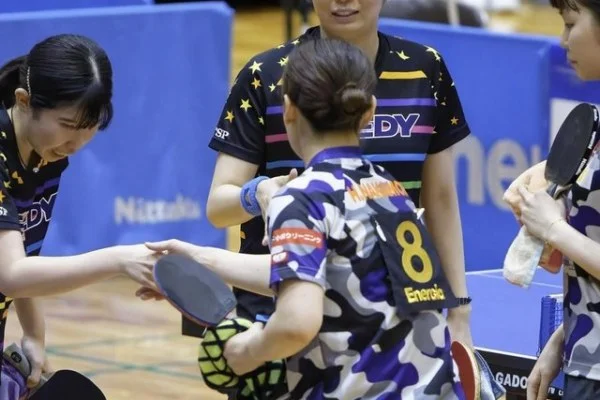 围棋阿含桐山杯决赛柯洁对阵杨鼎新胜负手与心态博弈冠军走势分析